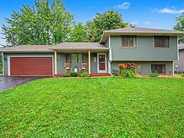 3607 152nd St W, Rosemount, MN 55068