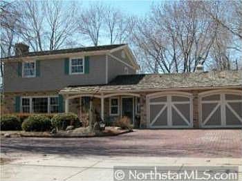 5th image of 4015 White Bear Ave