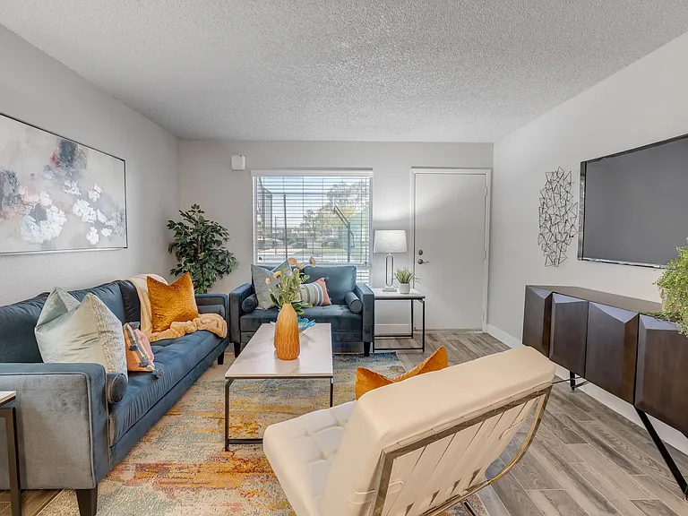 The Mod Apartments — Photo 5