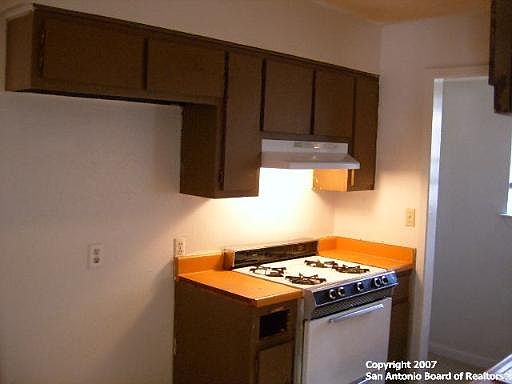 5th image of 5722 Bienville Dr