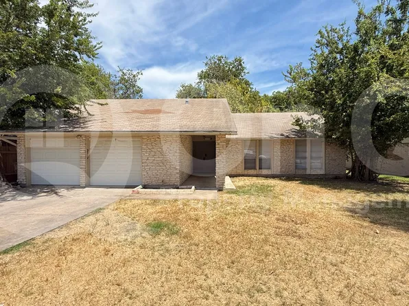 10105 Oak Hollow Dr, Austin, TX 78758