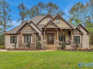 107 Woodland Ter, Moulton, AL 35650