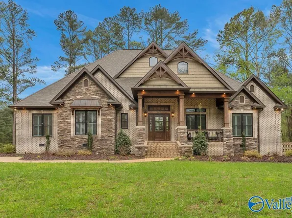 107 Woodland Ter, Moulton, AL 35650