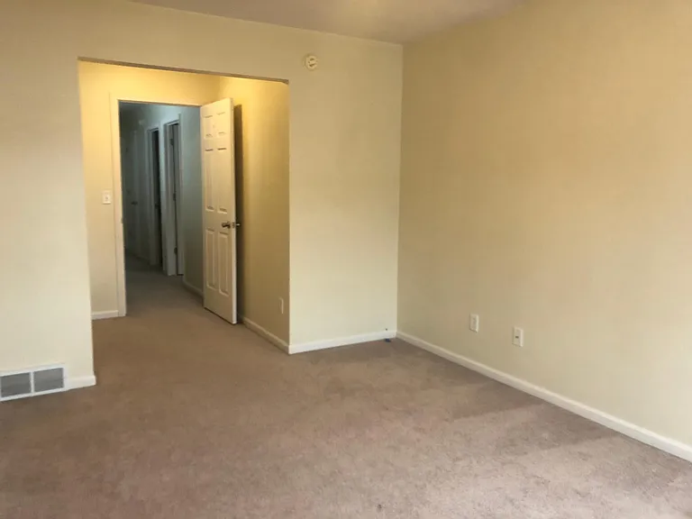 5430 Rivertown Cir SW — Photo 9