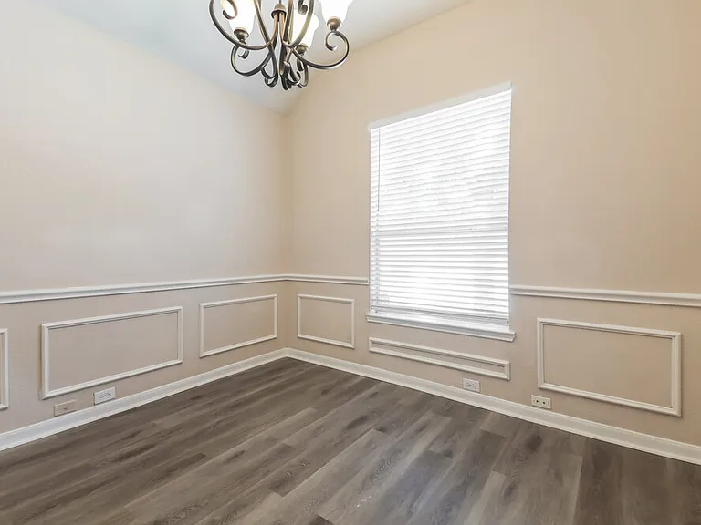 12153 Angel Food Ln — Photo 6