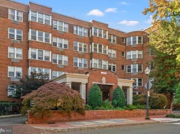 2500 Q St NW APT 529