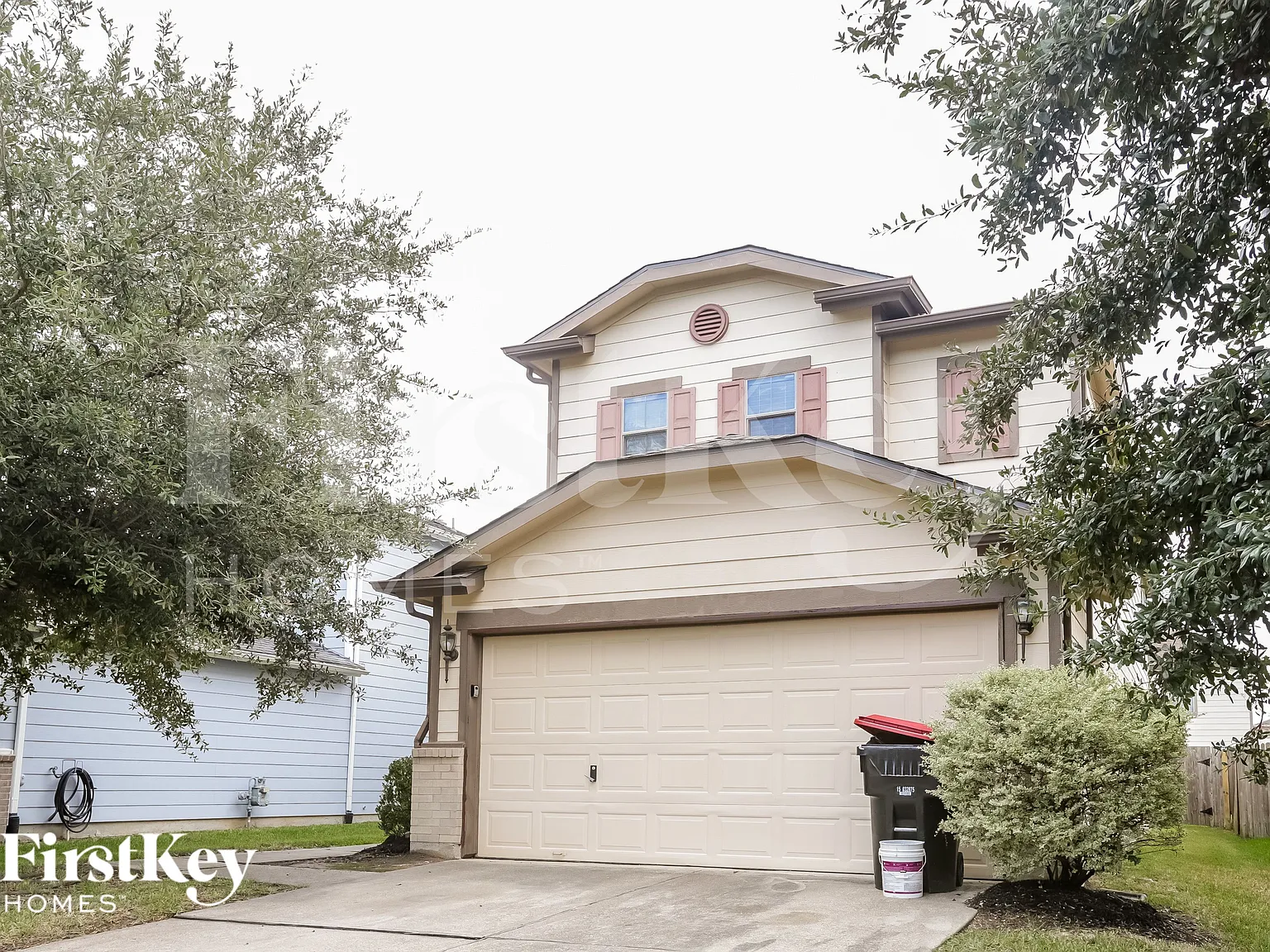 3 bed, 2.5 bath, 2754 sqft, $1,865 — Photo 2