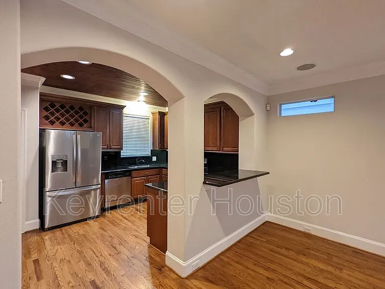 5130 Scotland St — Photo 7