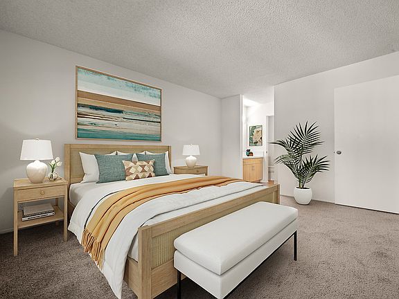 5th image of 264 Rancho Del Oro Dr #1017