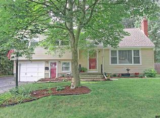 176 Birch Ln, Glenville, NY 12302