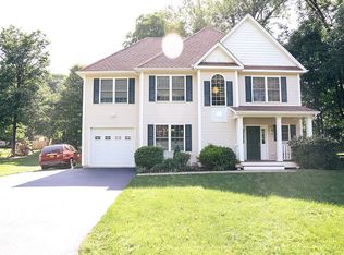 34 Bluestone Ct, Kingston, NY 12401
