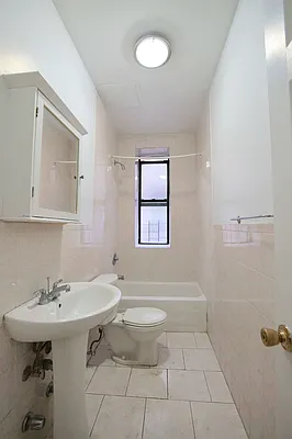 Rented by Bold New York | media 5