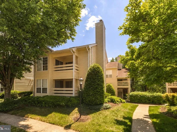 4551 Interlachen Ct APT H, Alexandria, VA 22312
