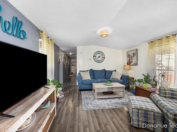 3rd image of 1800 W Main St #102