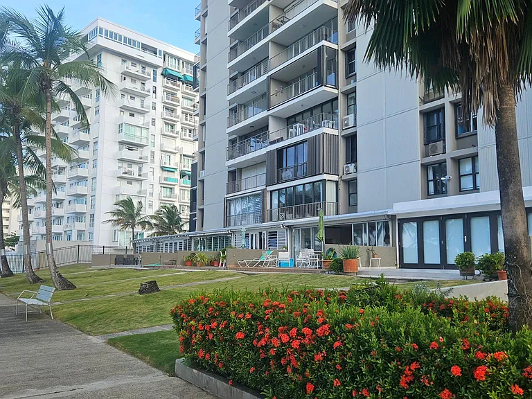 4745 Avenue Isla Verde #9L — Photo 29