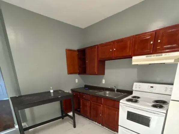 334 Fulton St #2R, Elizabethport, NJ 07206
