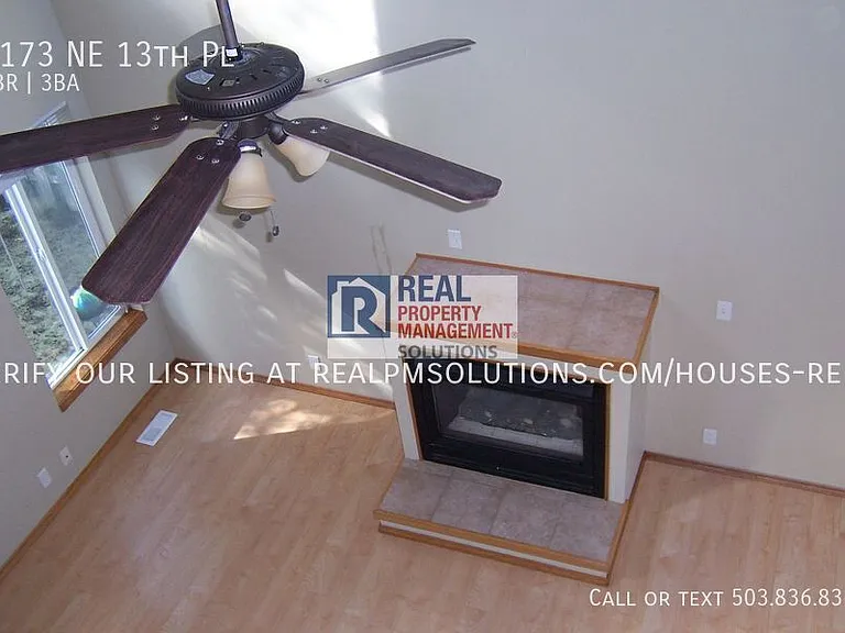 3173 NE 13th Pl — Photo 10