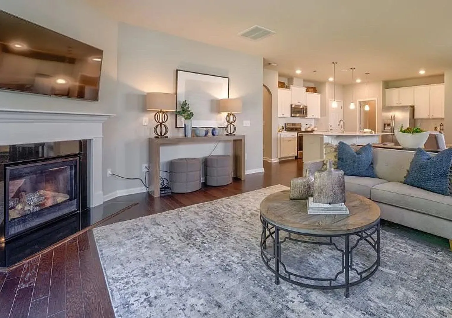 Room in 4 Bedroom Home at Kennerly Ctr Dr — Photo 1