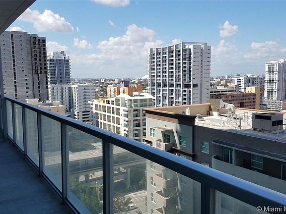 2nd image of 1111 SW 1st Ave APT 1921-N