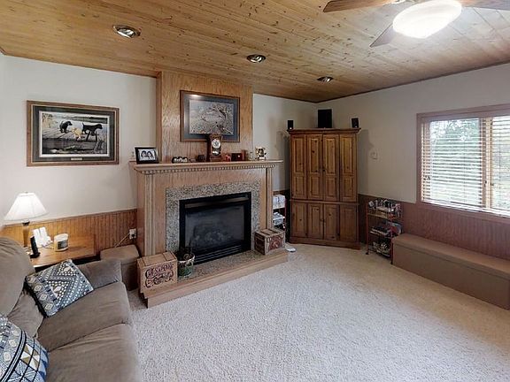 3rd image of 21490 Coaley Bay Dr