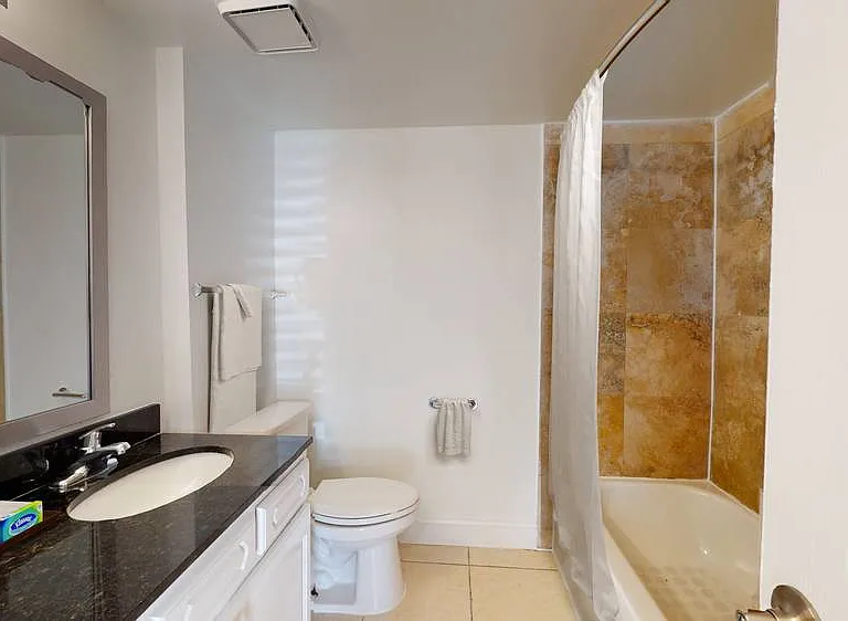 Rosala West Apartments — Photo 10