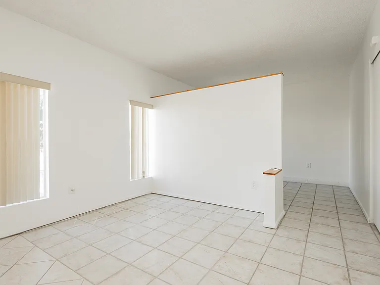 3969 Manford Cir — Photo 35