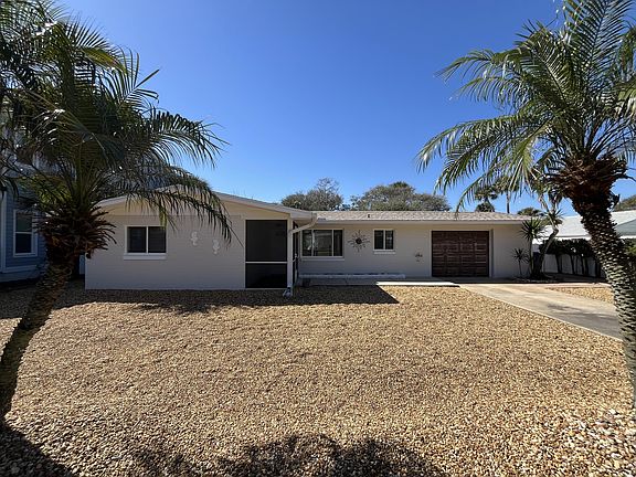 3rd image of 4634 Saxon Dr