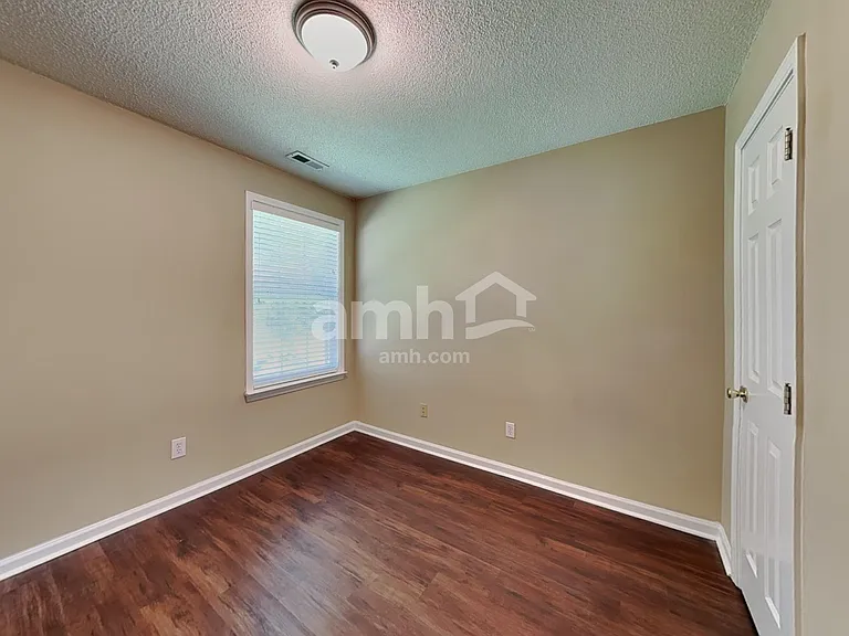 706 Bellmeade Bay Dr — Photo 17