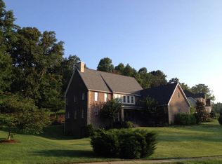 101 Brooke Green Dr, Johnson City, TN 37604