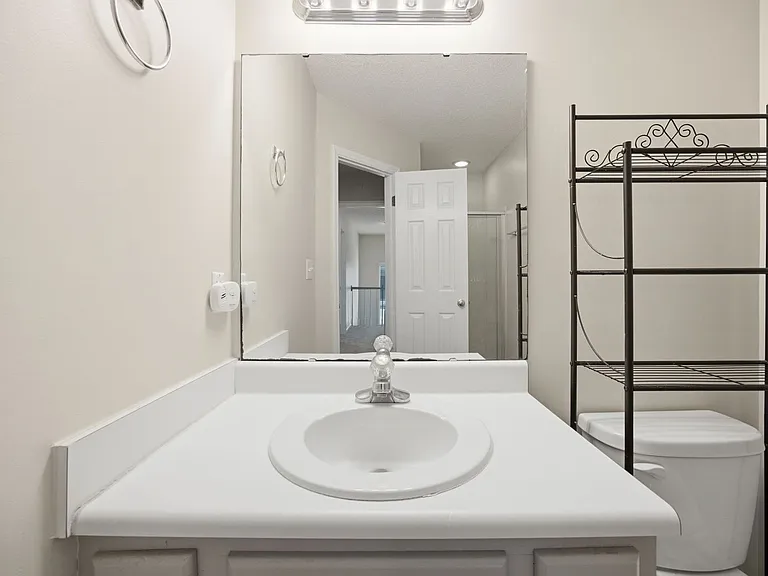 1601 Oakland Hills Way — Photo 12