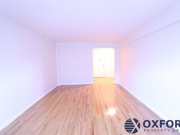 3rd image of 98-51 Queens Blvd APT 2J
