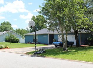 1941 Choctaw Trl, Middleburg, FL 32068