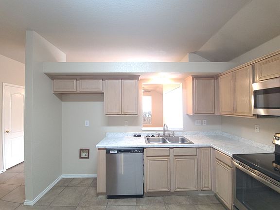 5th image of 1808 McAlaster St