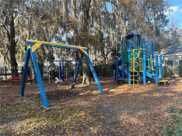 100 Kensington Blvd APT 613, Bluffton, SC 29910