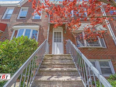 2052 E 28th St, Brooklyn, NY, 11229