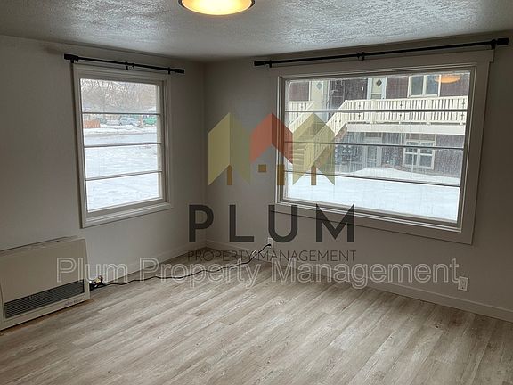 3rd image of 705.5 Cleveland St