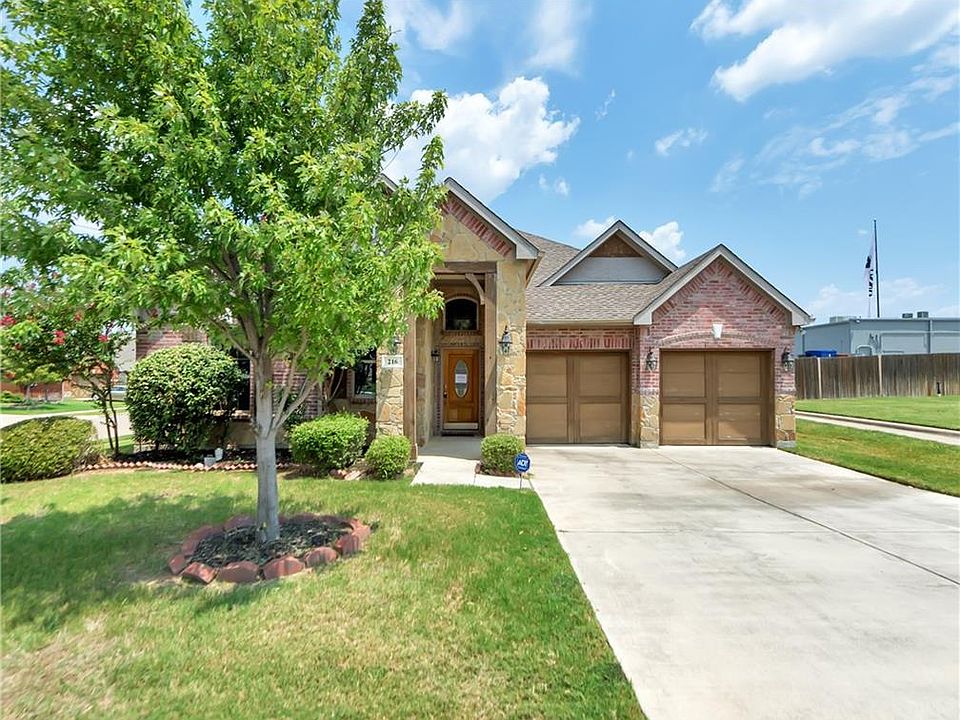 1st image of 216 Moonlight Dr