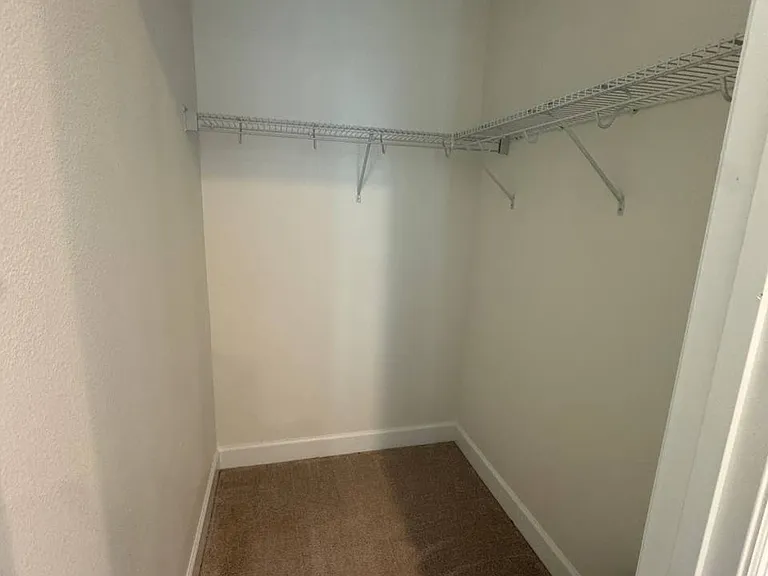 8105 Holmstrom Way — Photo 8