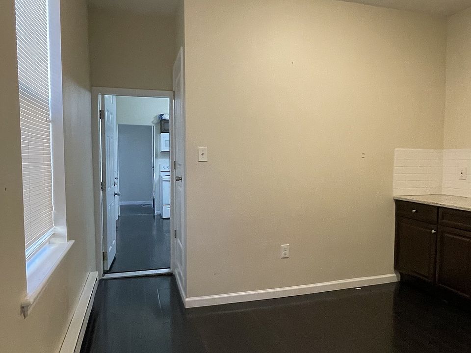 1st image of 3319 Hamilton St