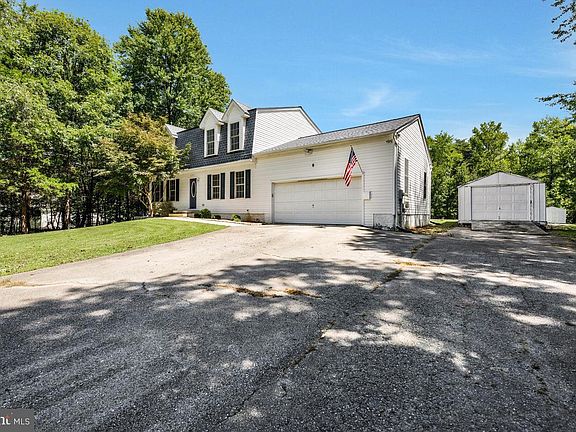 2nd image of 6740 Shoreham Pl