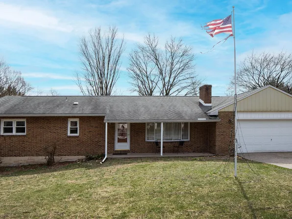806 Mountain Rd, Dauphin, PA 17018