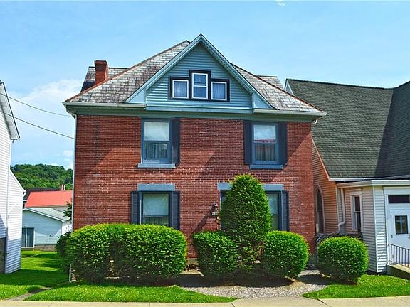 2nd image of 130 Church St