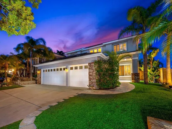13693 Shoal Summit Dr, San Diego, CA 92128