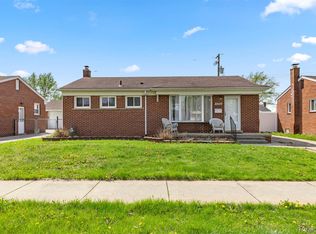 5755 Plainfield St, Dearborn Heights, MI 48127