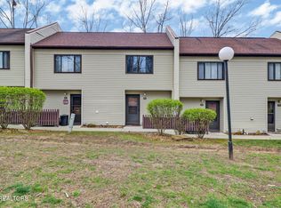 98 Wilshire Heights Dr, Fairfield Glade, TN 38558