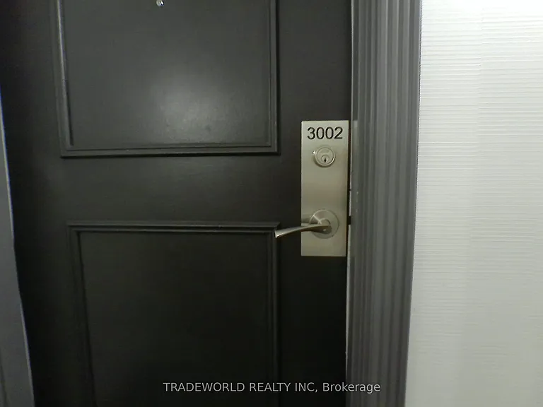 33 Empress Ave #3002 — Photo 3