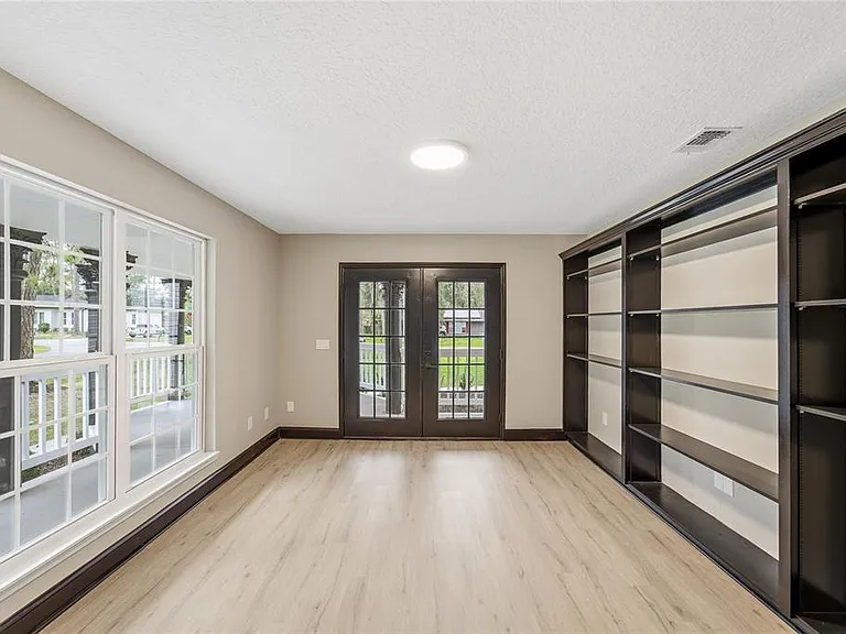 14728 Henson Rd — Photo 31