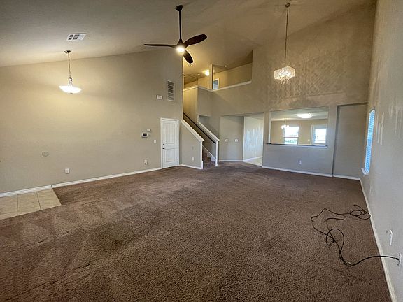 4th image of 10221 NW 24th Ter