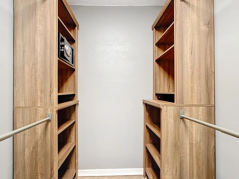 2400 Feather Sound Dr #421 — Photo 26