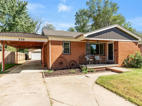 330 Slade Ave, Haysville, KS 67060